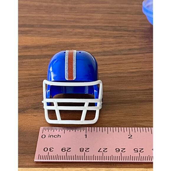 Vintage NFL Mini Gumball Vending Machine Denver Broncos Football Plastic Helmet - Picture 10 of 12